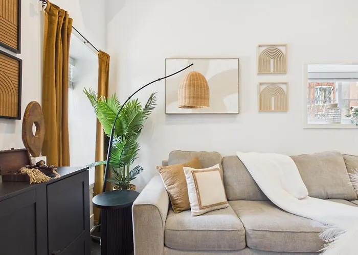 Appartement Bright & Spacious Boho Oasis A Warm Retreat