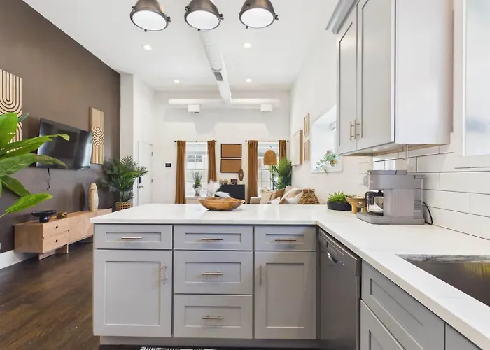 Bright & Spacious Boho Oasis A Warm Retreat Appartement *
